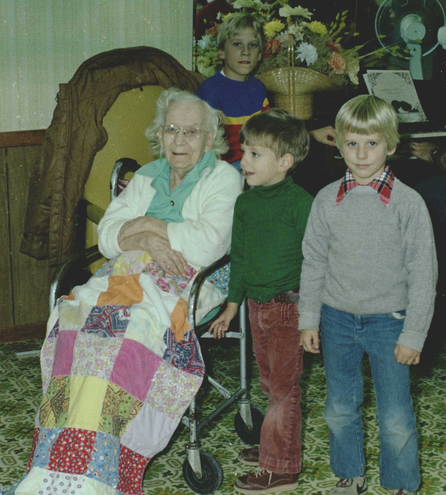 1981-11-Thanksmas-Grandma Rhodie.jpg